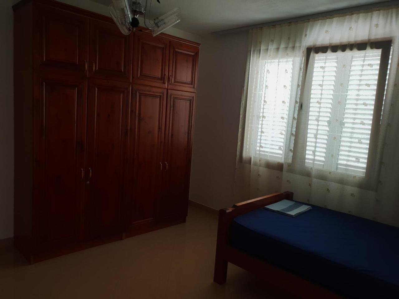 Lux Apartments Vlore Exterior photo