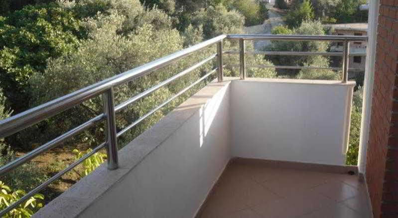 Lux Apartments Vlore Exterior photo